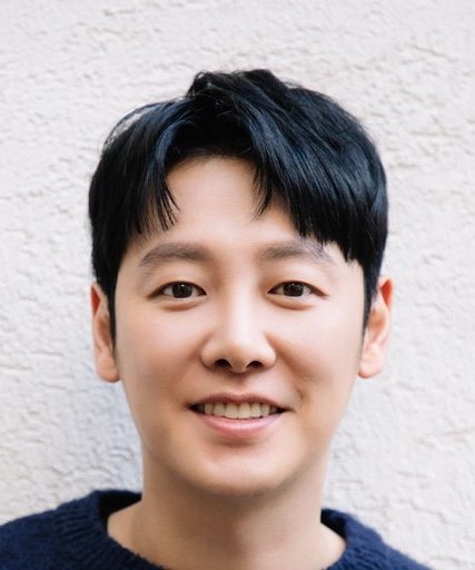Kim Dong Wook photo