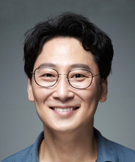 Kim Dong Hyun photo
