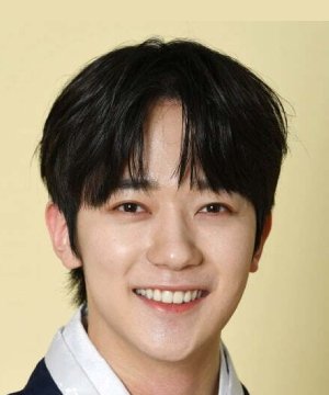 Shin Ye Chan photo