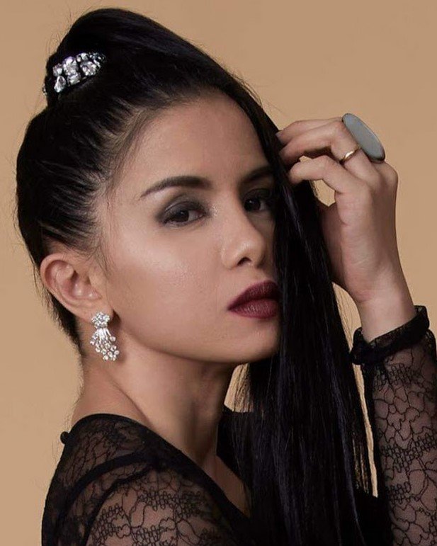 Aira Bermudez photo
