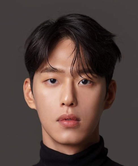 Won Do Hyun photo