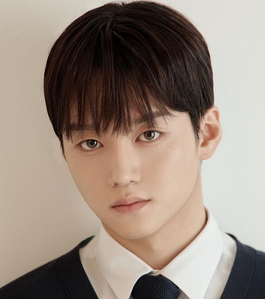 Eun Shi Hoo photo