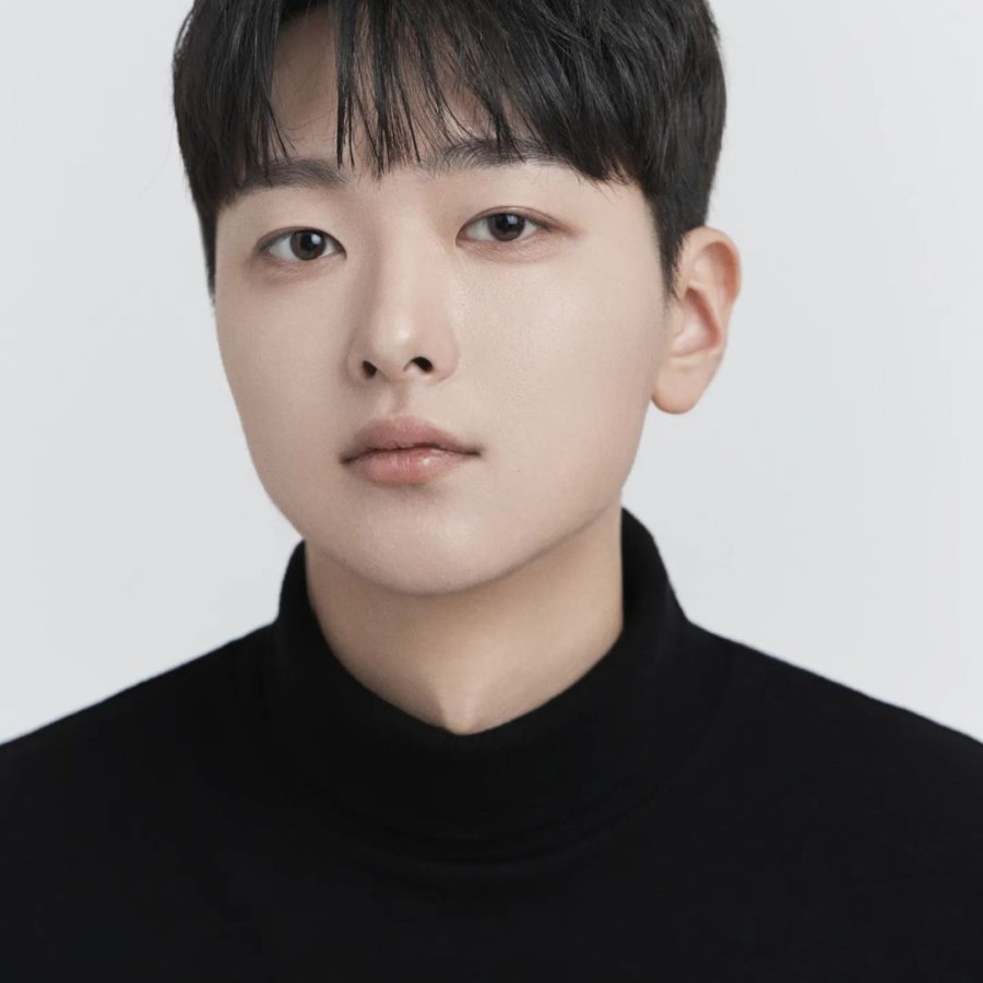 Yoon Do photo