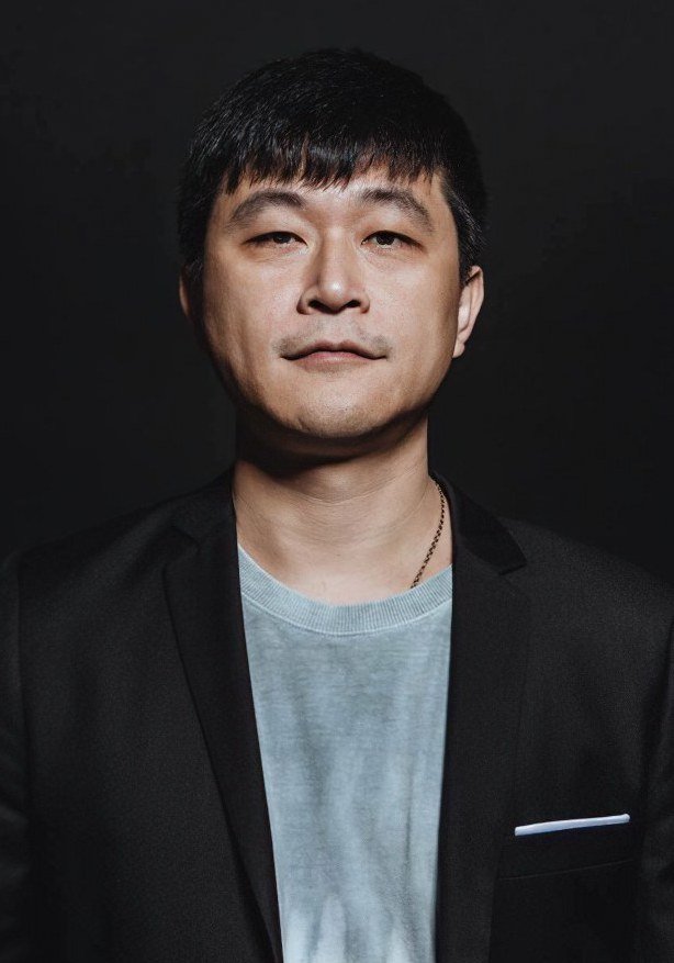Lian Yi Qi photo