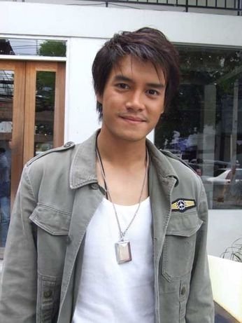 A Arucha Tosawat photo