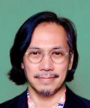 Kris Akkarach photo