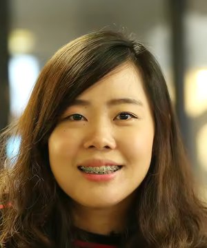 May Thidaphon Phrueksamaswong photo