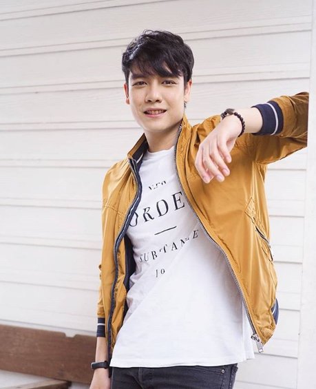 Full Nontiwat photo