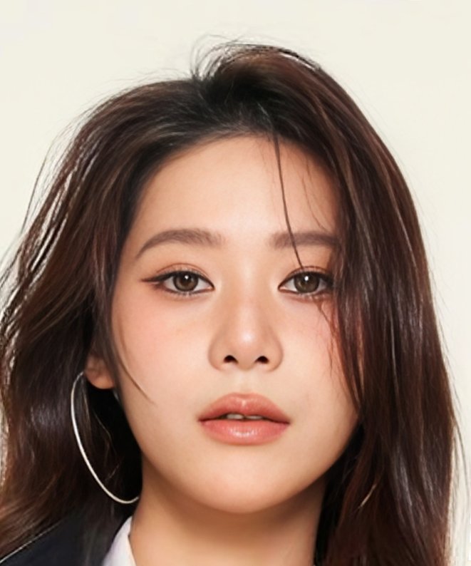 Earn Preeyaphat Lawsuwansiri photo