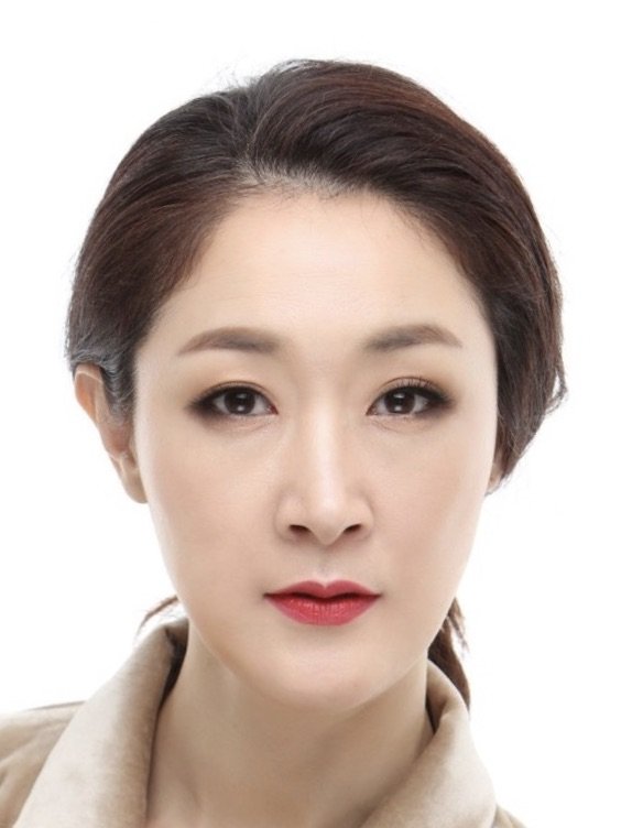 Kim Seon Hwa photo