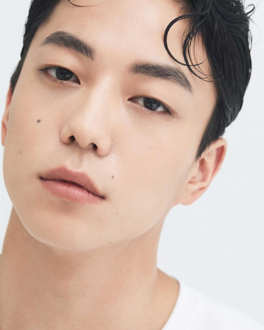 Yoo Jang Hee photo