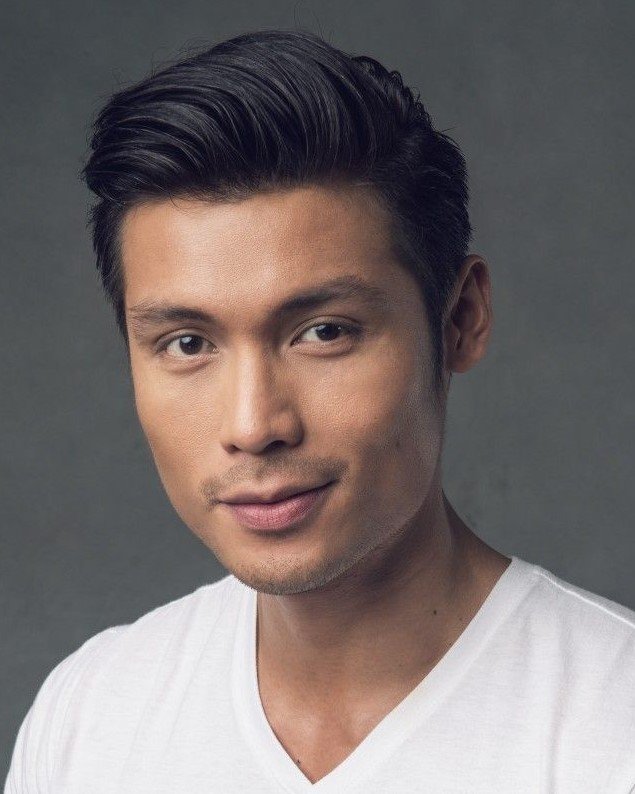 Jay Gonzaga photo