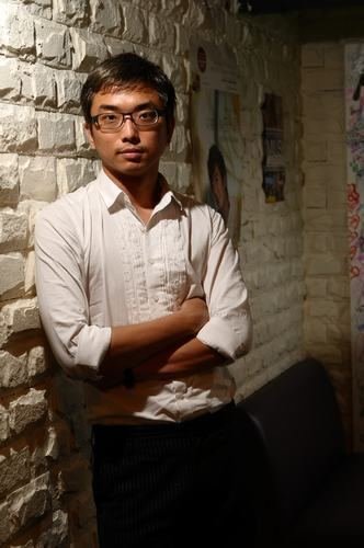 Kit Hung photo