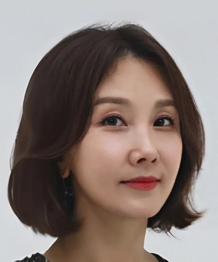 Lee Hyun Kyung photo