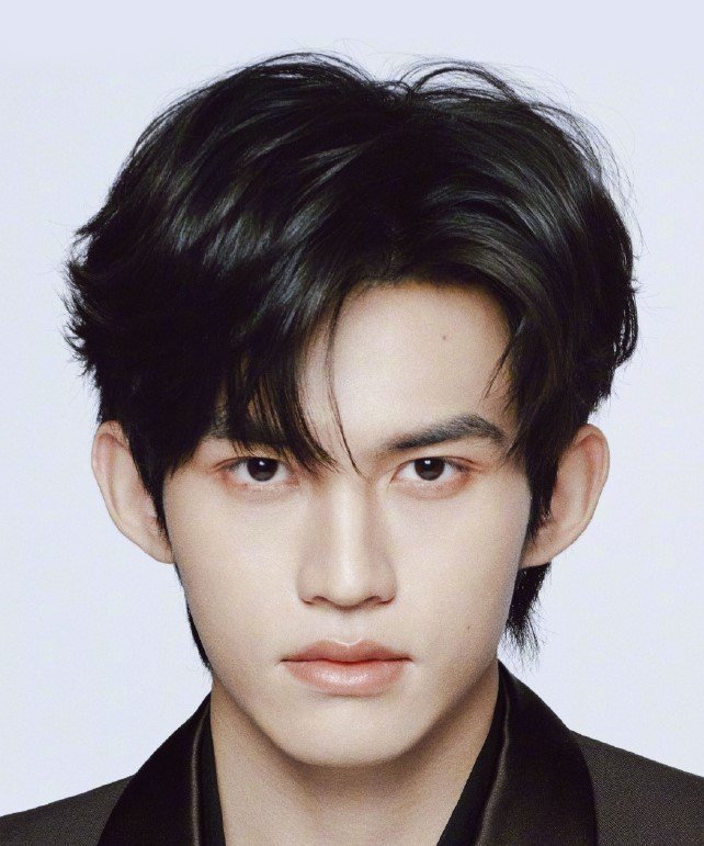 Yun Qi photo