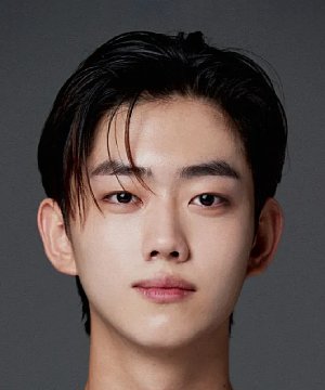 Yoo Jun photo