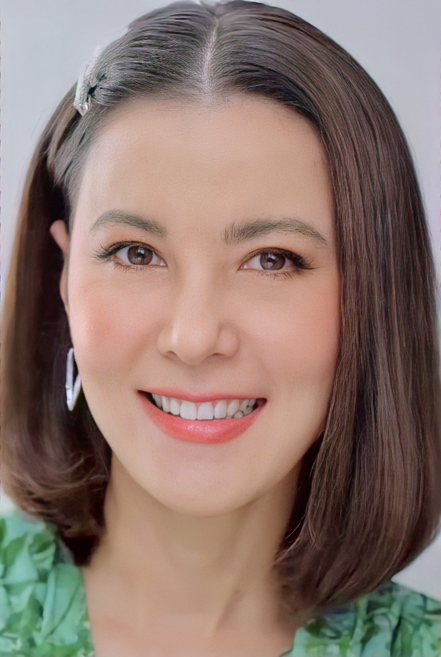 Tanya Tanyares Engtrakul photo