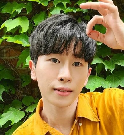 Lee Jae Sung photo