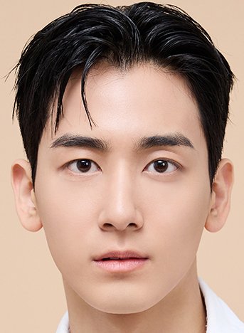 Lee Yun Gi photo