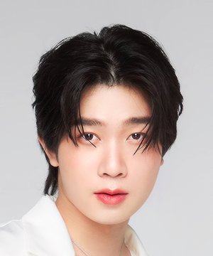 Yim Prarinyakorn Kansawa photo