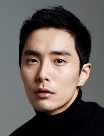 Jeon Shin Hwan photo