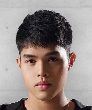 Elijah Canlas photo