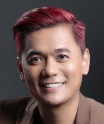 Jun Robles Lana photo