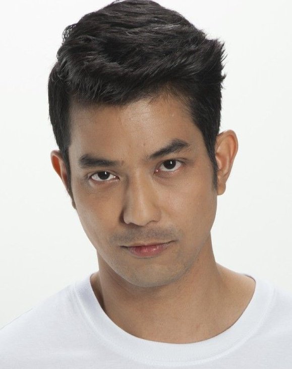 Top Naphon Phromsuwan photo