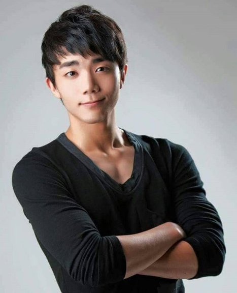 Yoon Tae Woo photo