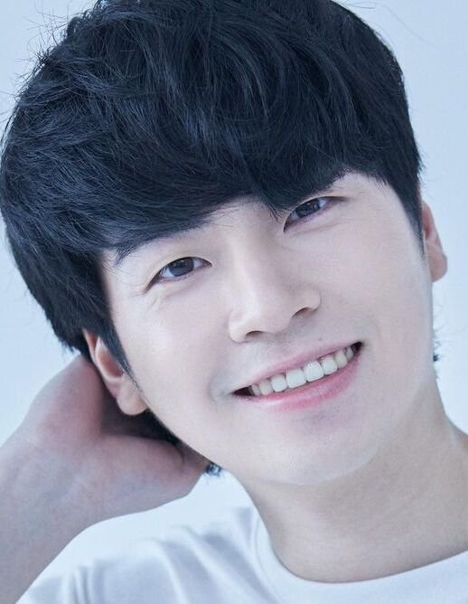 Jo Jung Min photo