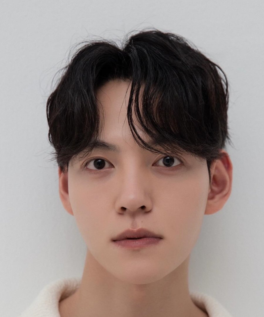 Han Dong U photo