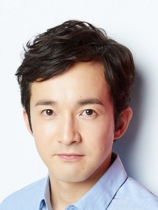 Asari Yosuke photo
