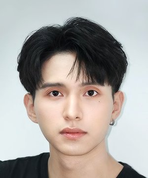 Ken Prarunyu Sooksamran photo