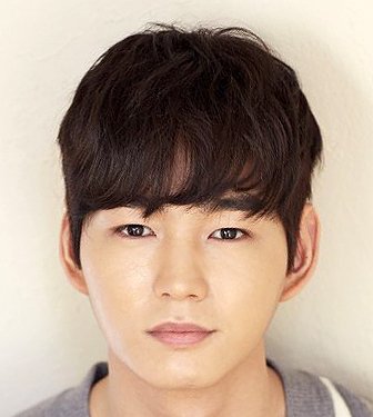 Lee Won Keun photo