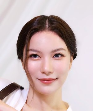 Mook Worranit Thawornwong photo