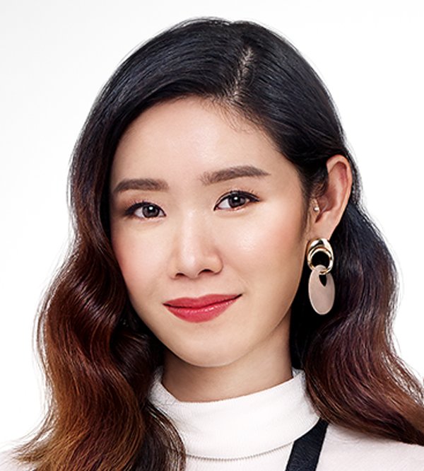 Lin Rinrada Pornsombutsatien photo