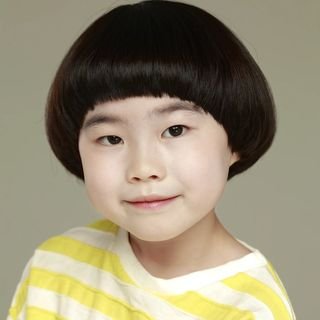 Ko Na Yul photo