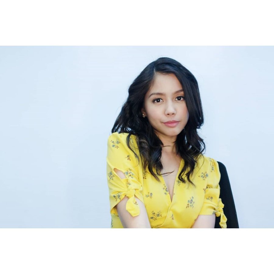 Justine Peña photo