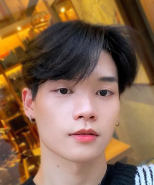 Petch Panutuch Saelee photo