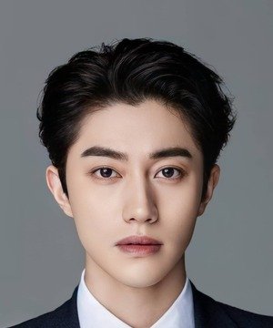 Kwak Dong Yeon photo
