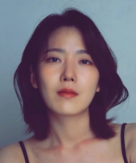 Ahn Ji Hee photo