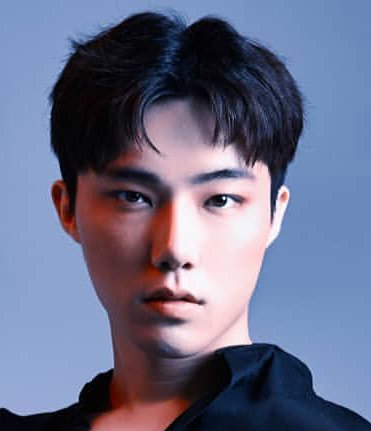 Yeon Seung Ho photo