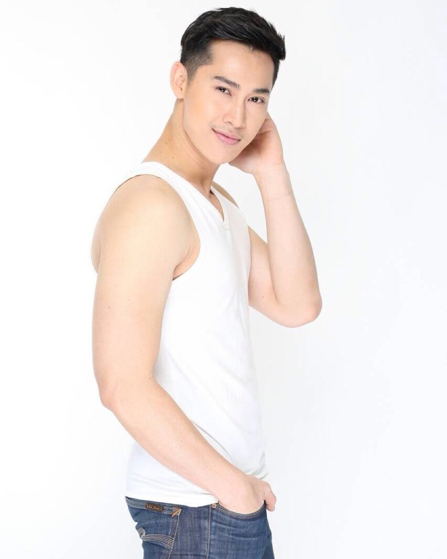 A Angkul Jeennukul photo