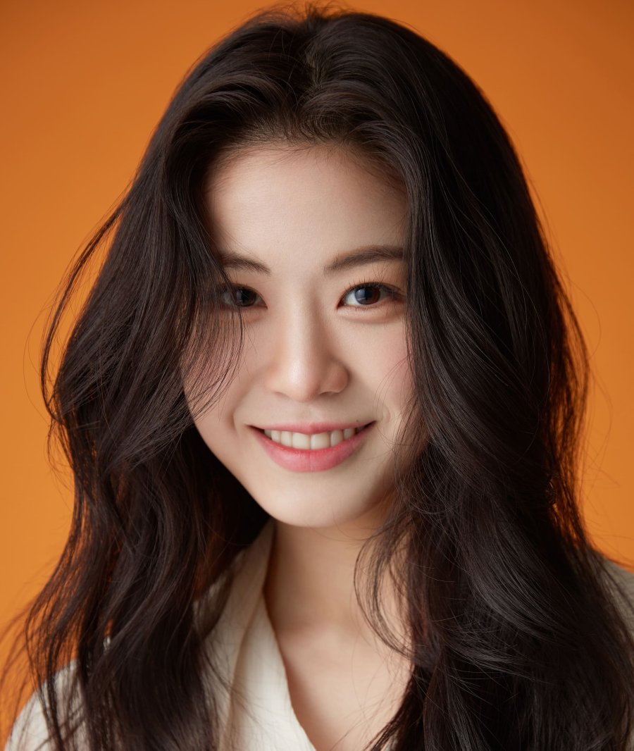 Go Yoo Yeon photo