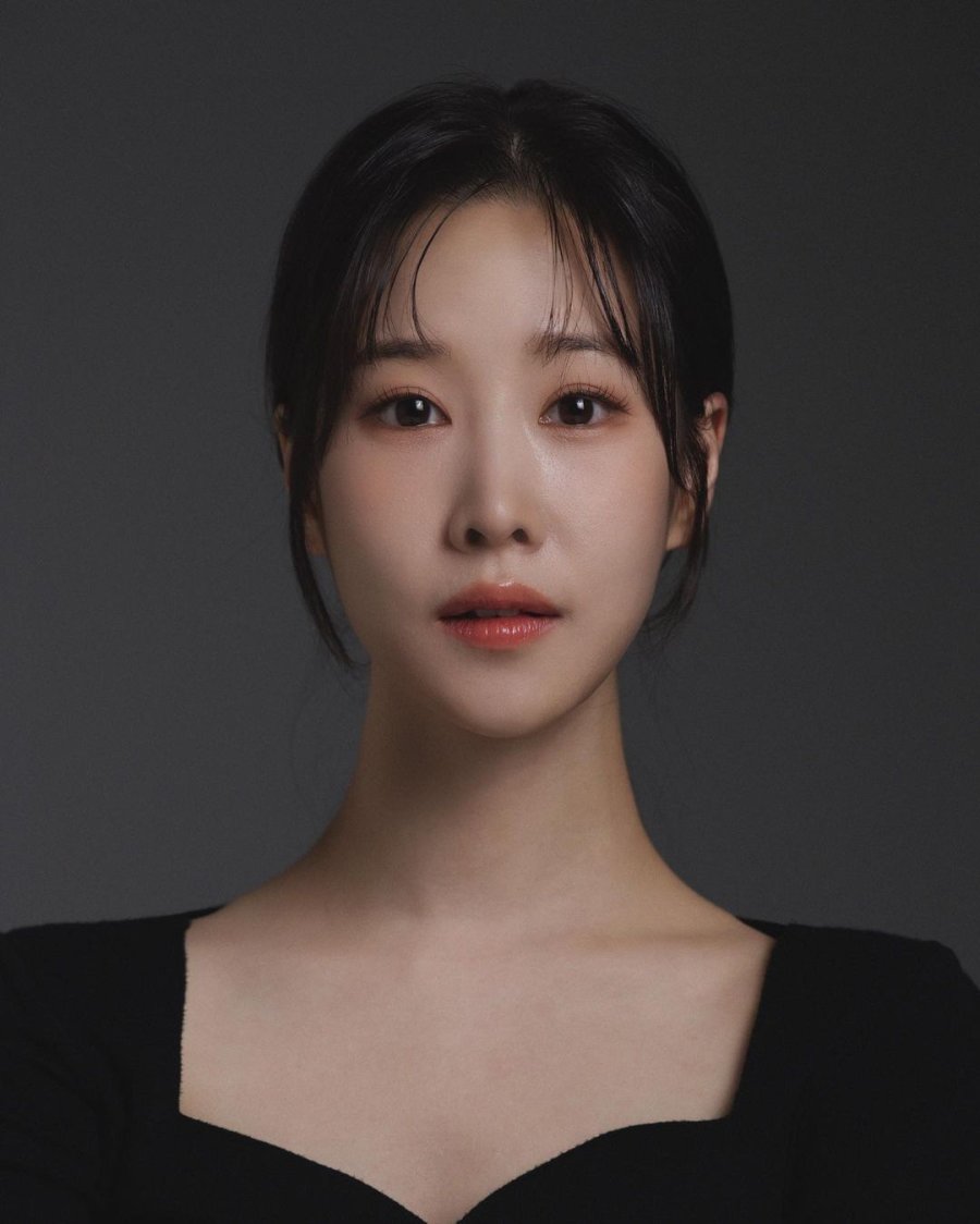 Moon Seo Woo photo