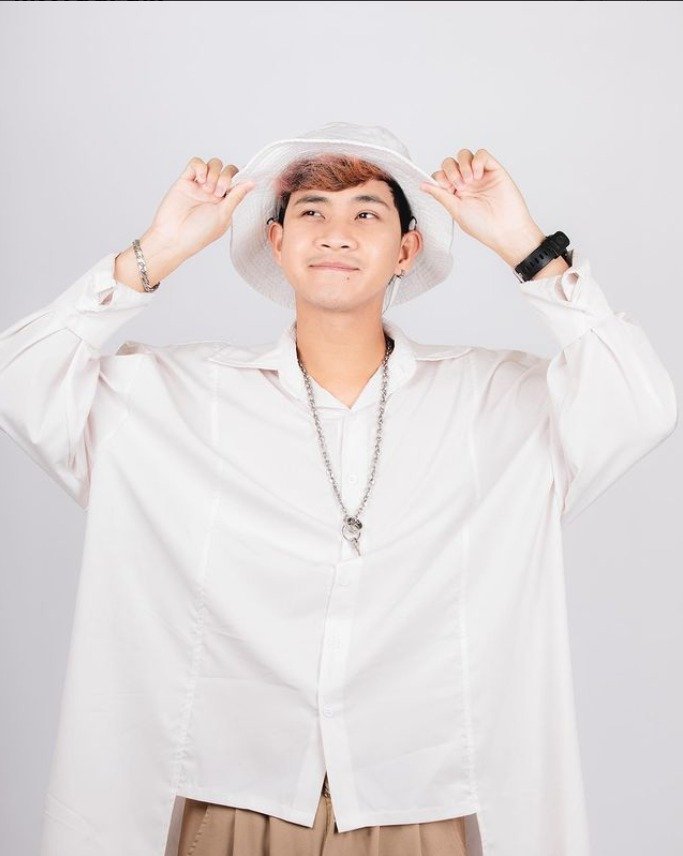 Frong Supachai Kaewmongkol photo