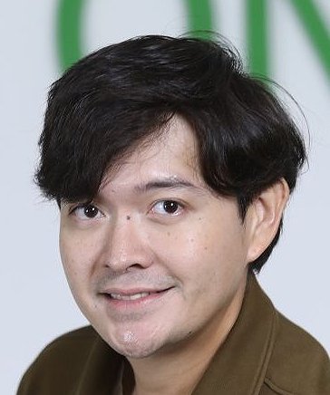 Ronnadet Wongsaroj photo