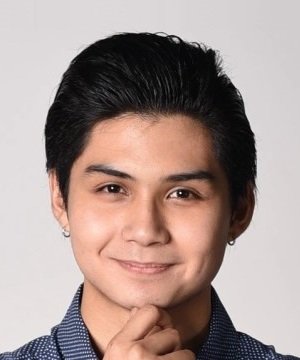 Ryle Santiago photo