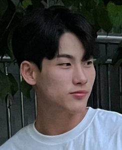 Yoo Tae Yoon photo