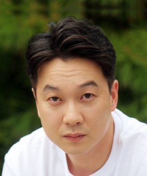 Lee Min Woong photo